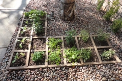 gravel and mulch (6)